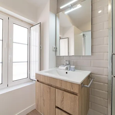 Alcantara Gardens - With Pool * Лісабон