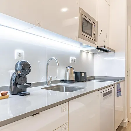 Alcantara Gardens - With Pool * Лісабон