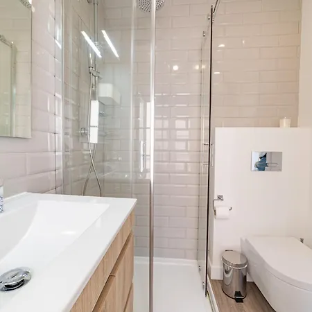 Alcantara Gardens - With Pool Apartment Lisbon