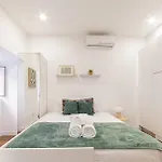 Apartmán Alcantara Gardens - With Pool *